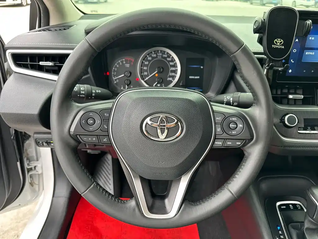 Toyota Corolla — миниатюра 12