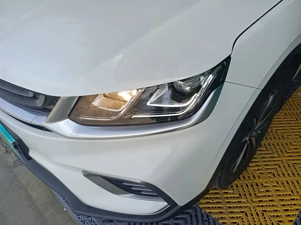 Geely Binyue — миниатюра 24