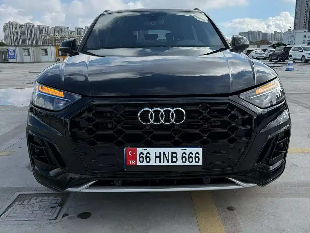 Audi Q5L — миниатюра 2