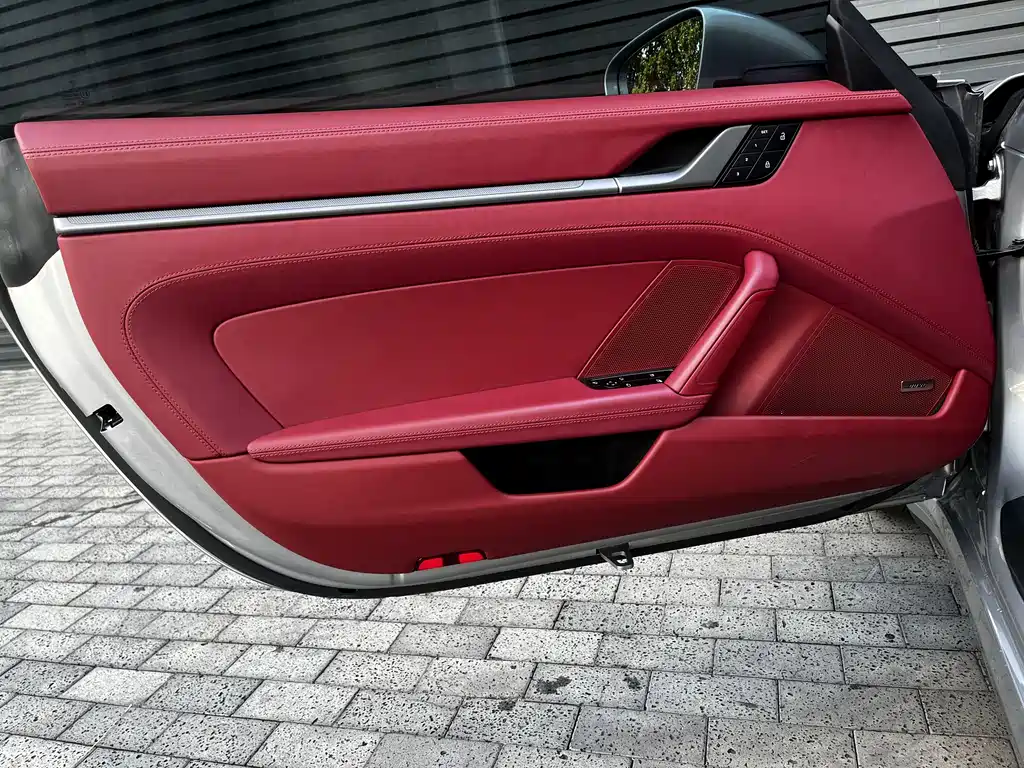 Porsche 911 — миниатюра 8
