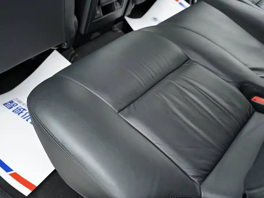 Land Rover Sport — миниатюра 12
