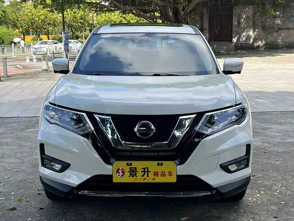 NISSAN QIJUN