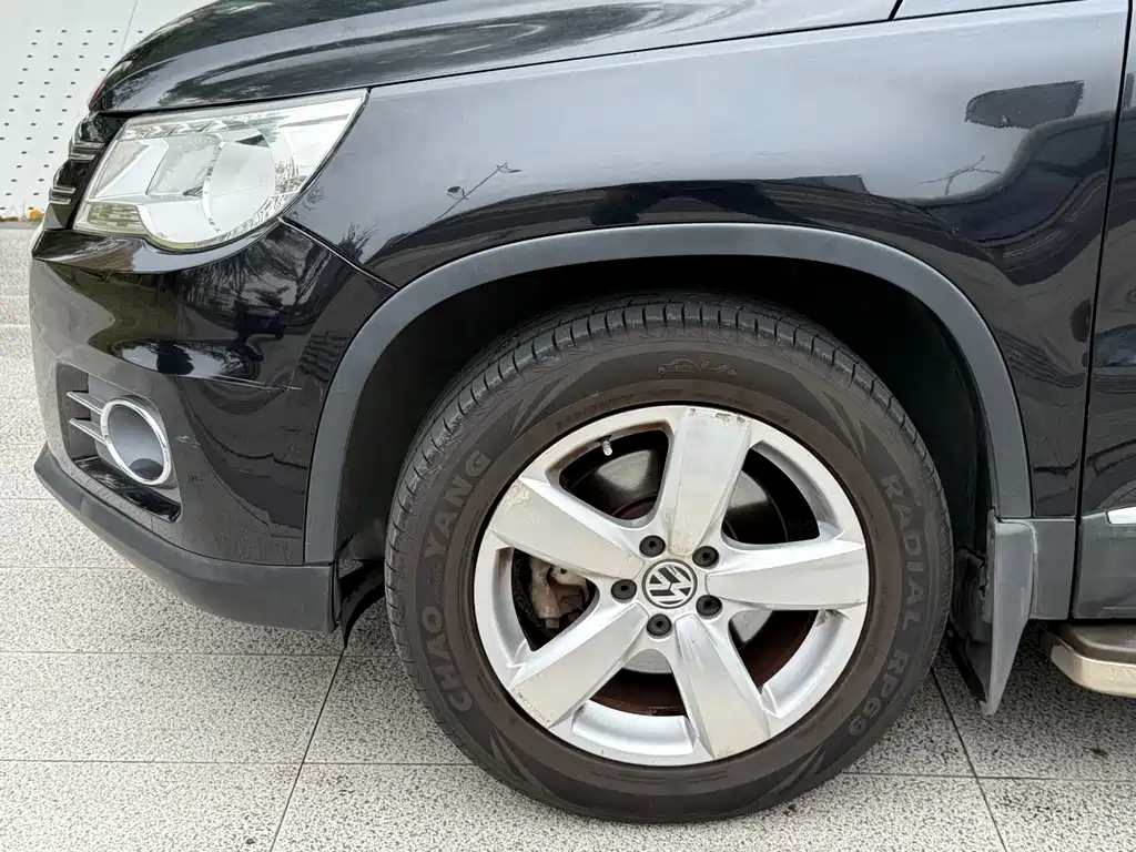 Volkswagen Tiguan — миниатюра 3