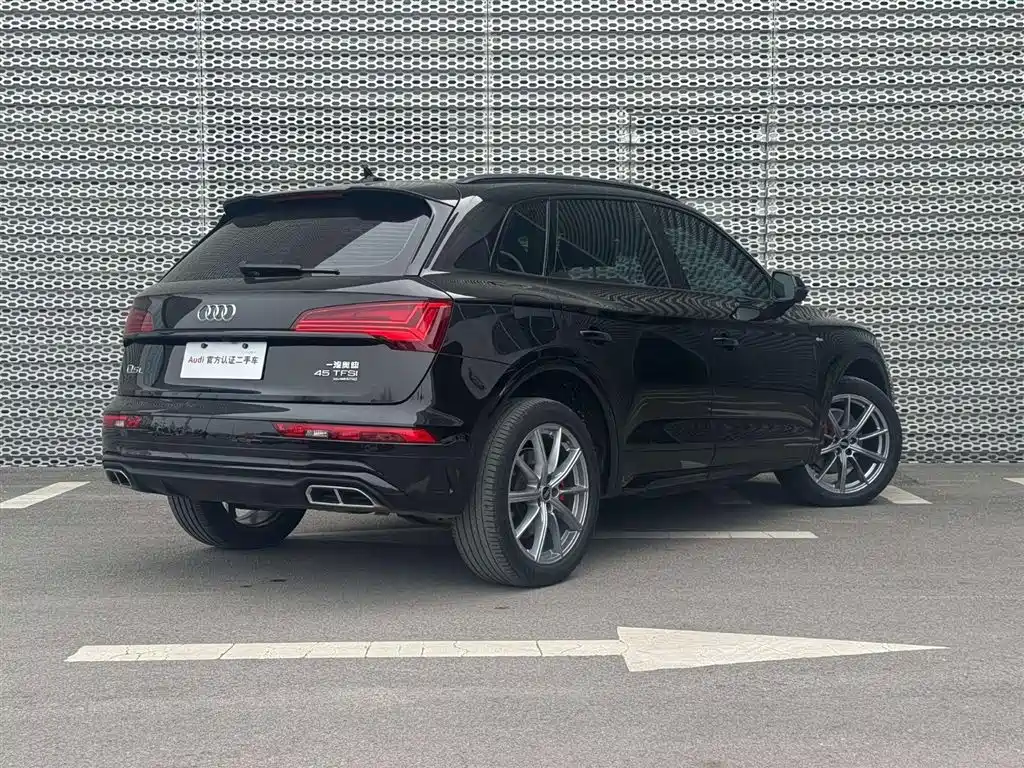 Audi Q5L 2024 45 TFSI Luxury