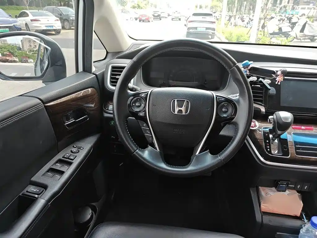 Honda Odyssey — миниатюра 6