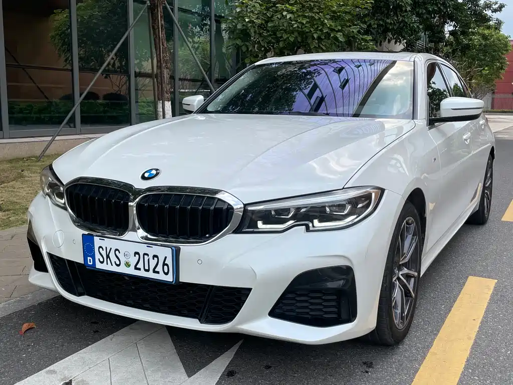 BMW 3 Series 2021