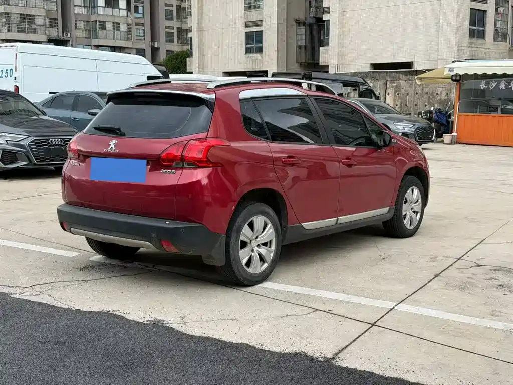 Peugeot 2008 — миниатюра 7