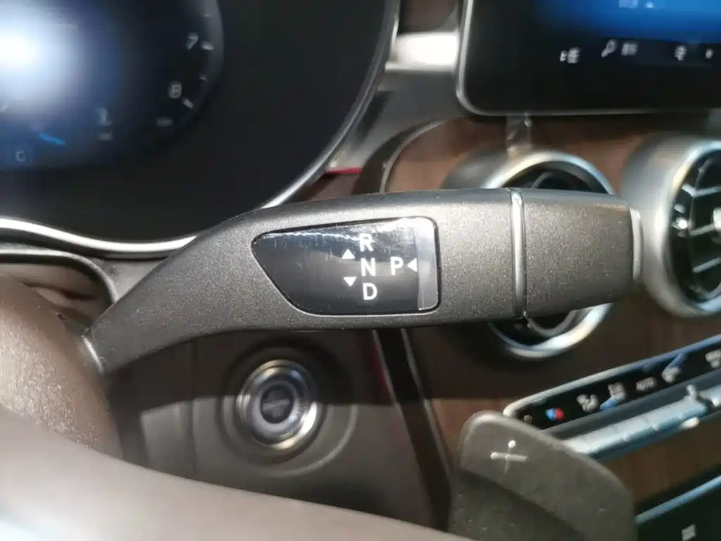Mercedes-Benz GLC — миниатюра 14