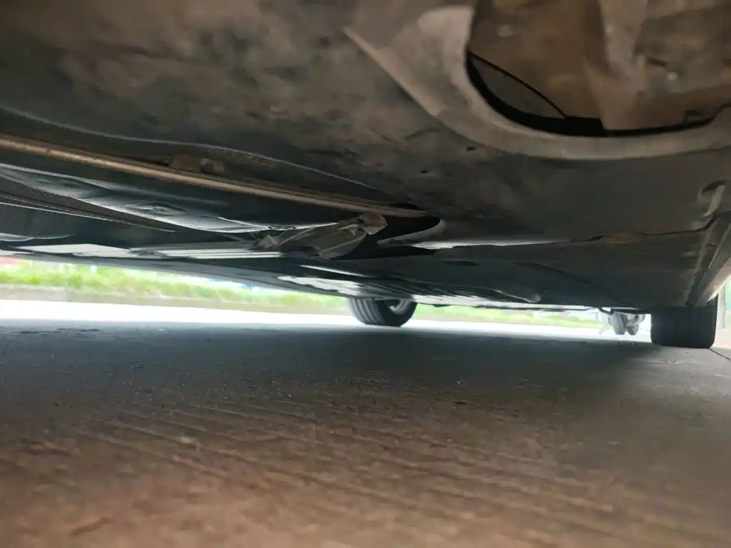BMW 5 Series — миниатюра 18