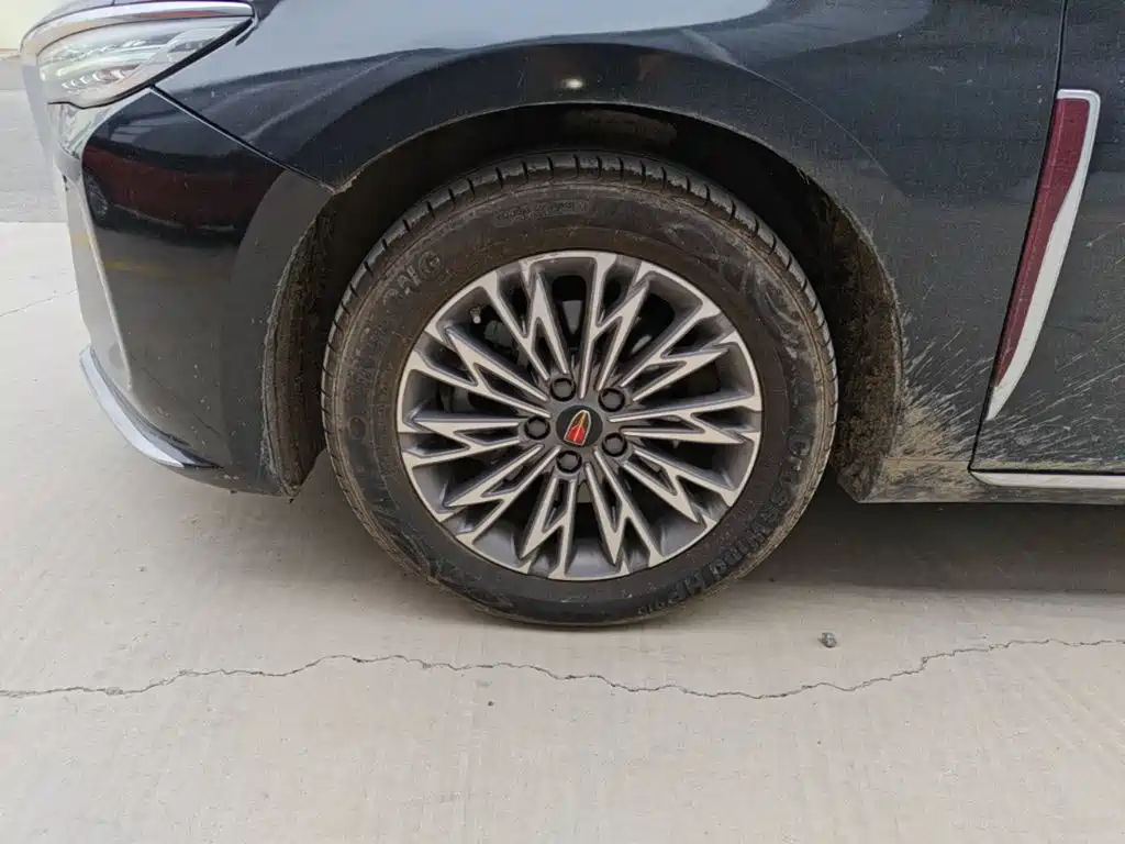 Hongqi Hongqi H5 — миниатюра 23