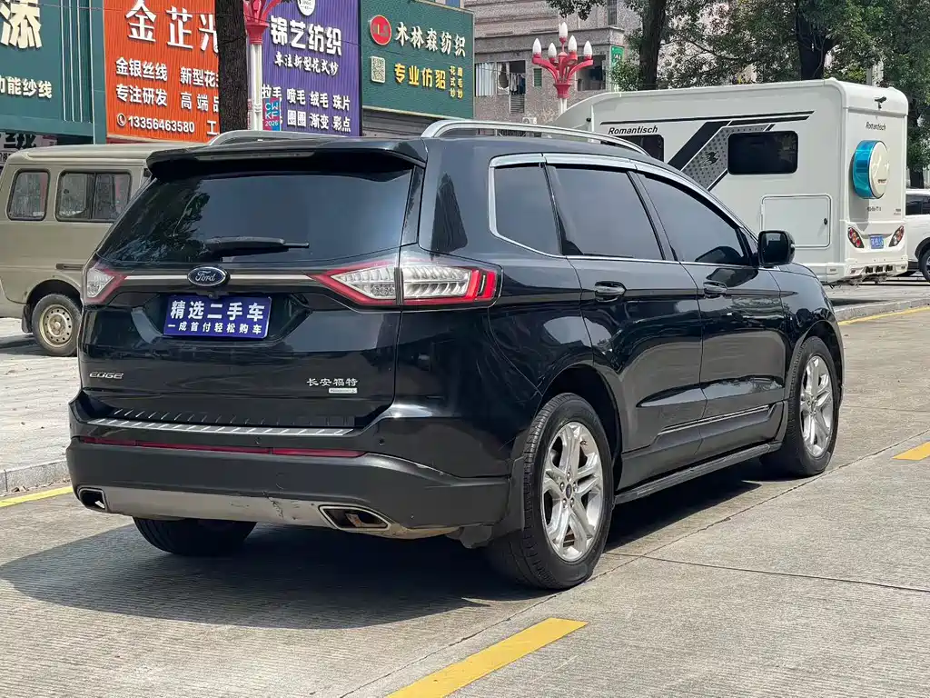 Ford Edge — миниатюра 4