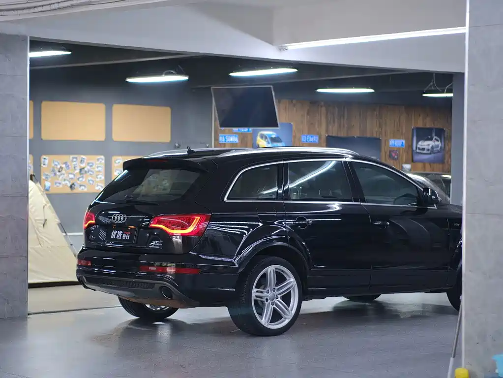 Audi Q7 — миниатюра 16