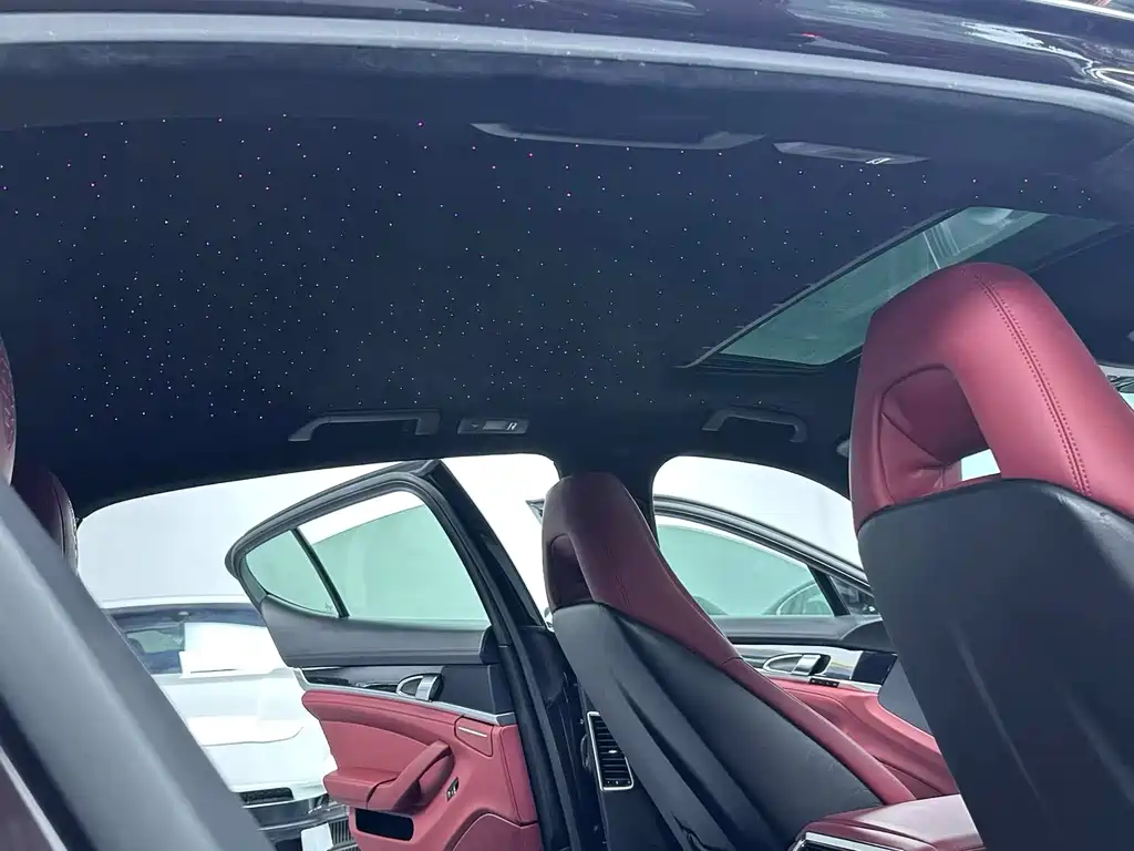 Porsche Panamera — миниатюра 7
