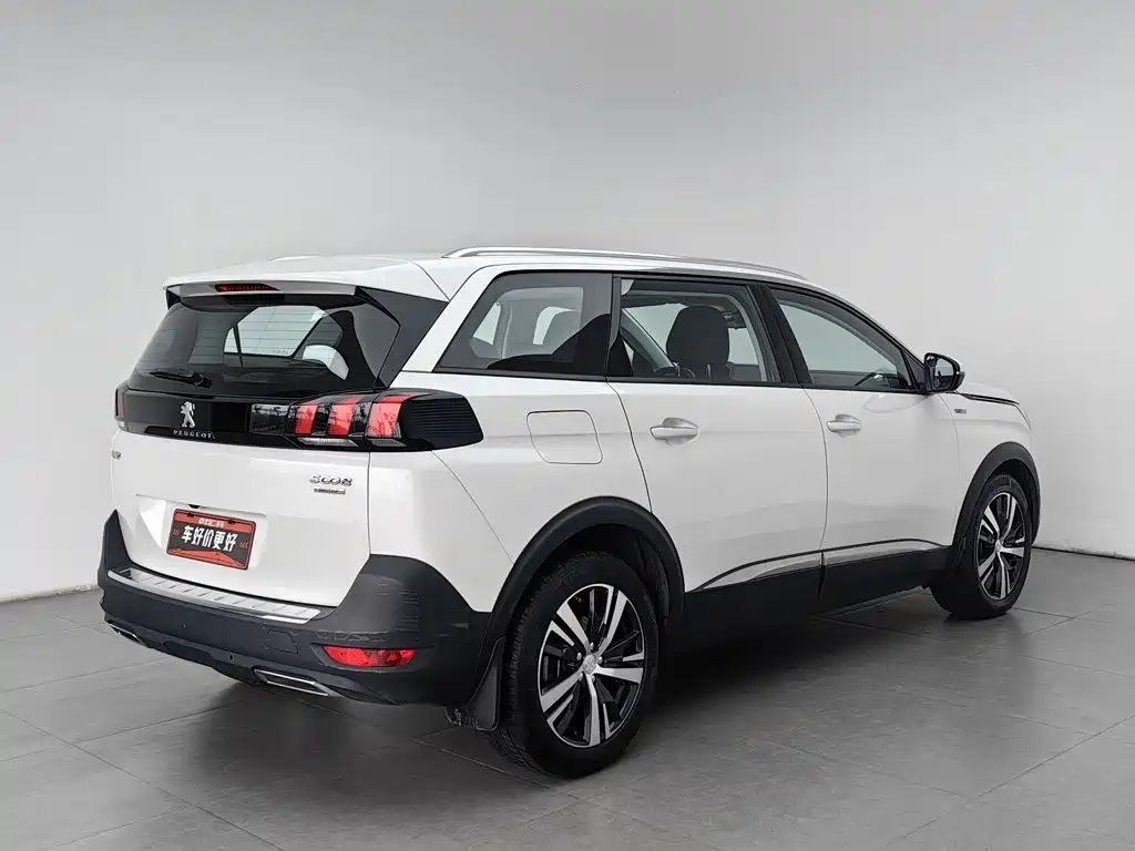 Peugeot 5008 — миниатюра 2