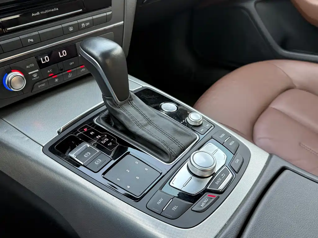 Audi A6L — миниатюра 9