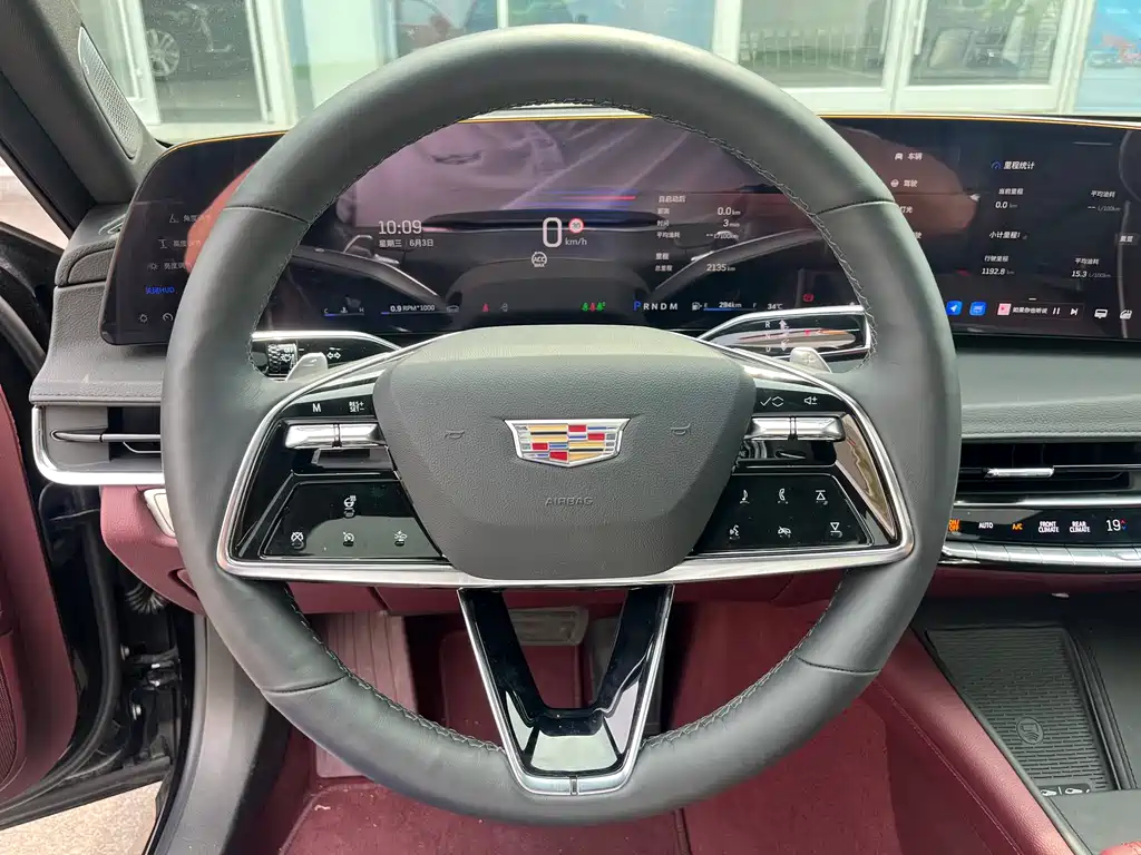 Cadillac CT6 2026 28T Flagship
