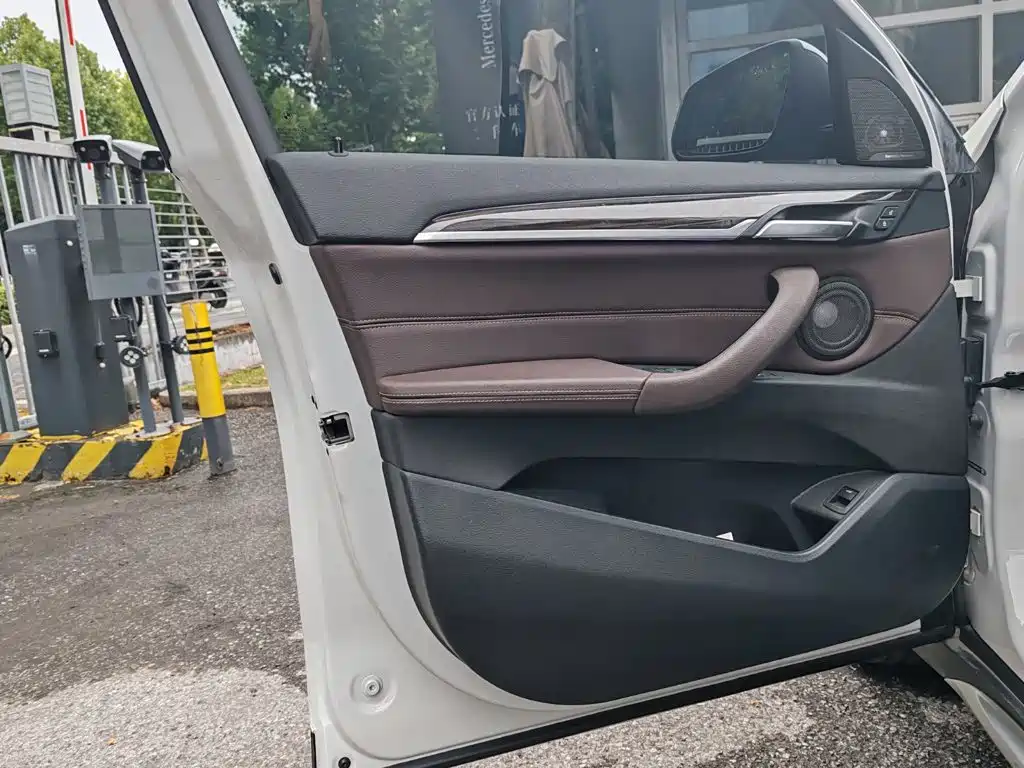 BMW X1 — миниатюра 9