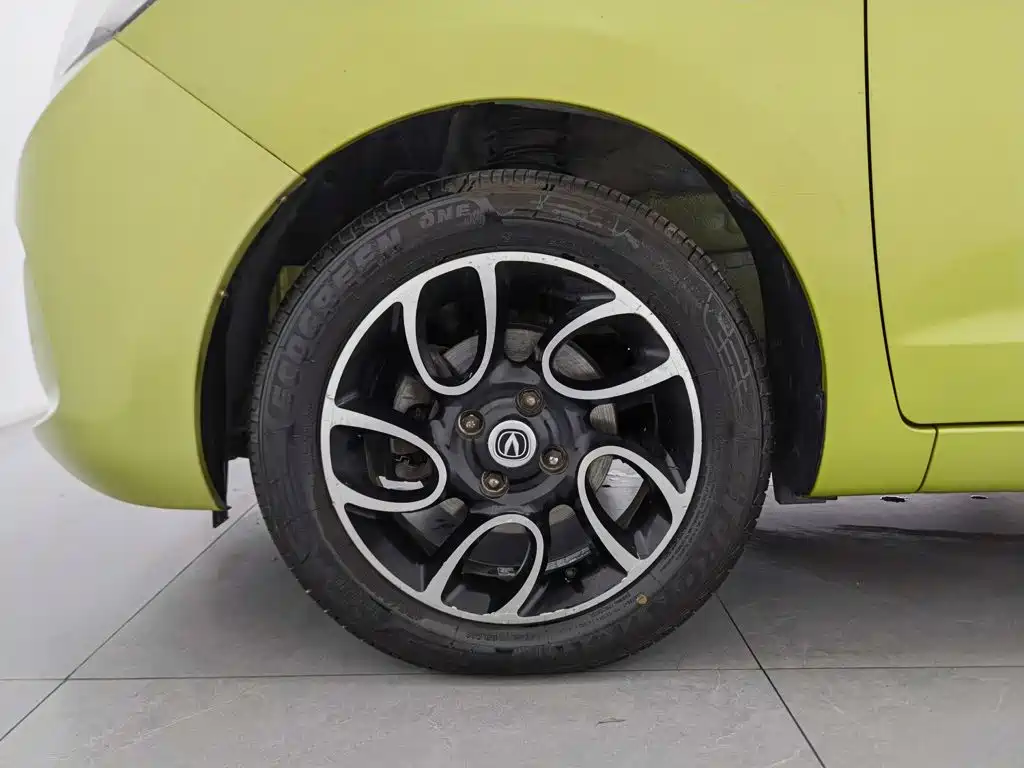 Changan BenBen — миниатюра 17