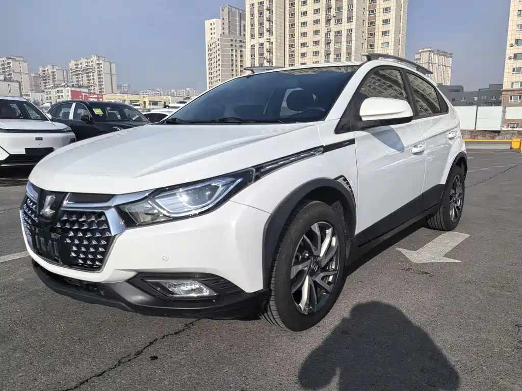 Luxgen U5 SUV 2020