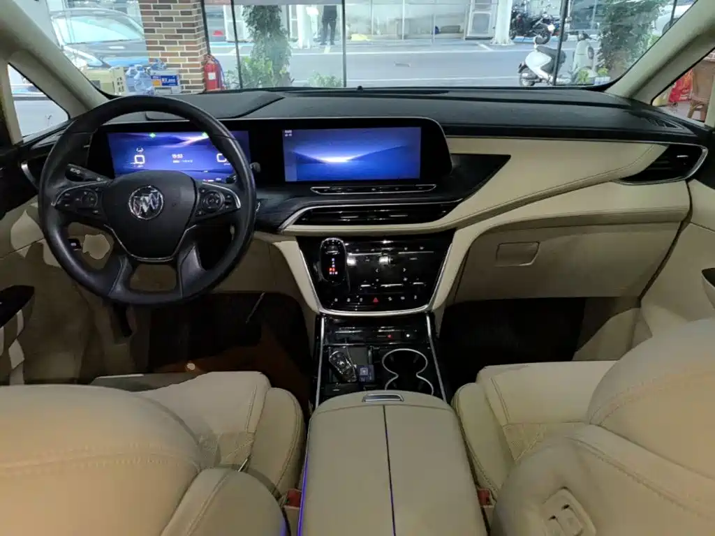 Buick GL8 — миниатюра 10
