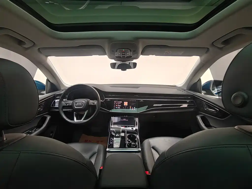 Audi Q8 2021 45 TFSI Luxury