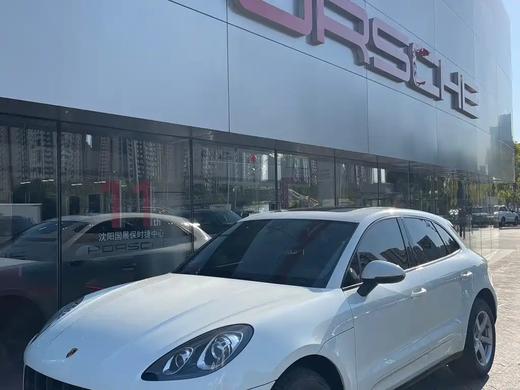 Porsche Macan — миниатюра 2