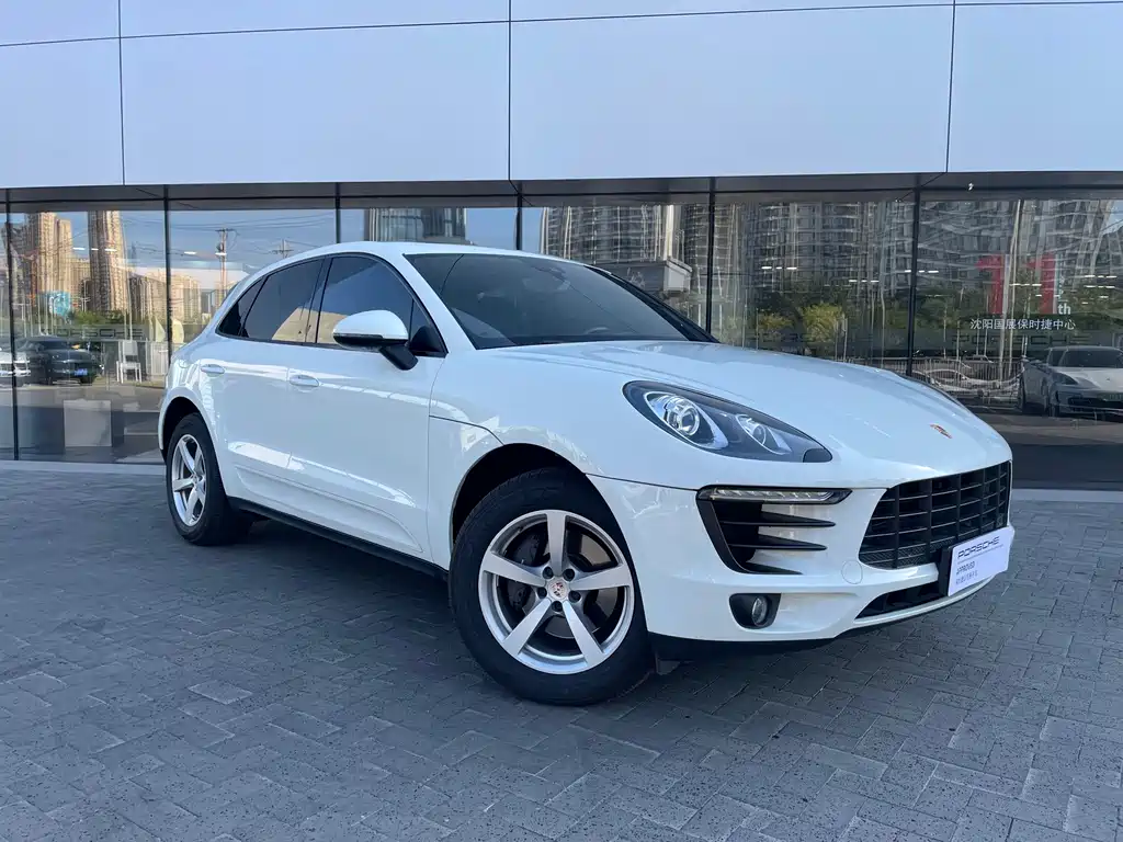 Porsche Macan — миниатюра 4