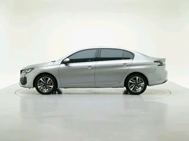 Peugeot 408 — миниатюра 2