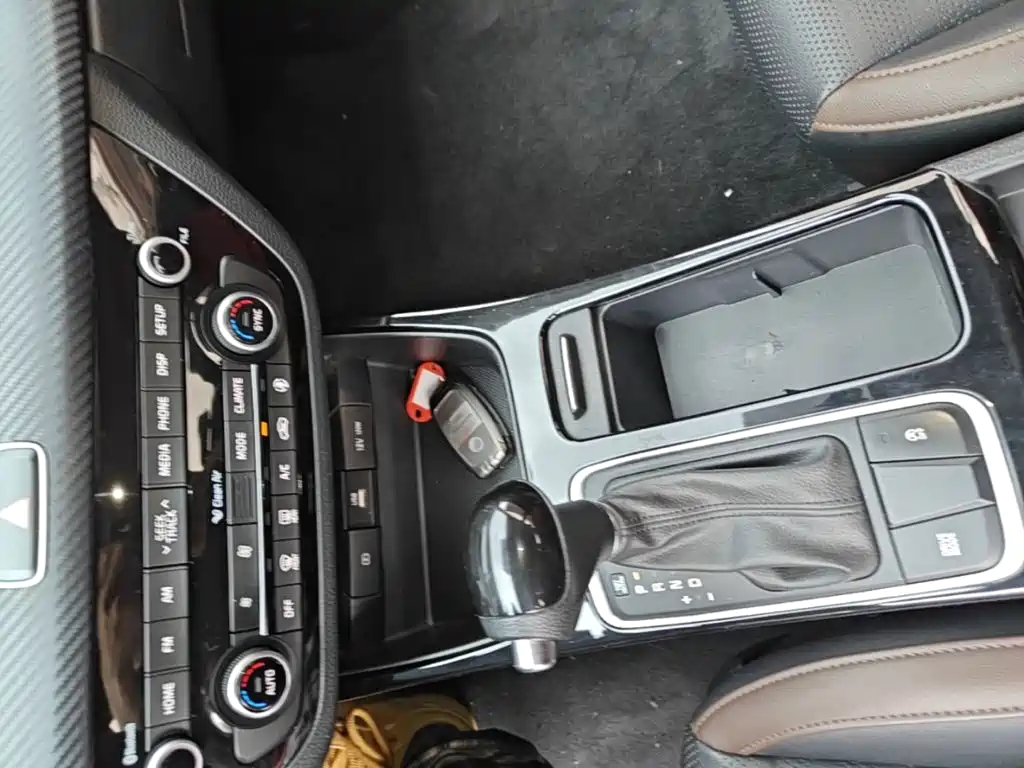 Kia K4 — миниатюра 14