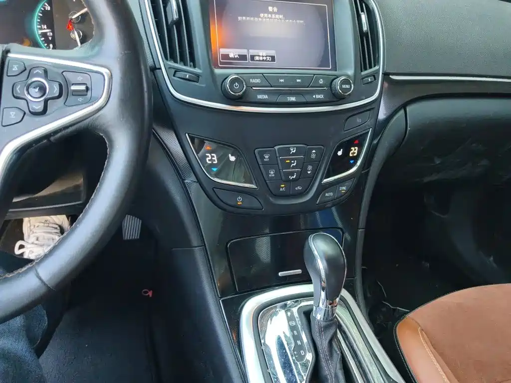 Buick Regal — миниатюра 6