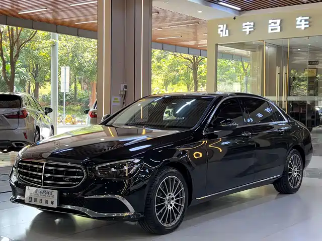 MERCEDES-BENZ E CLASS