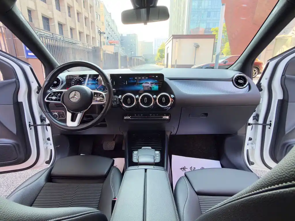 Mercedes-Benz B-Class — миниатюра 15