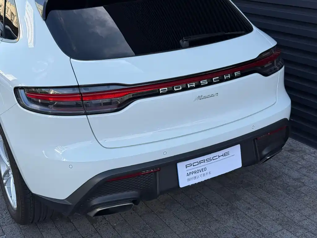 Porsche Macan — миниатюра 6