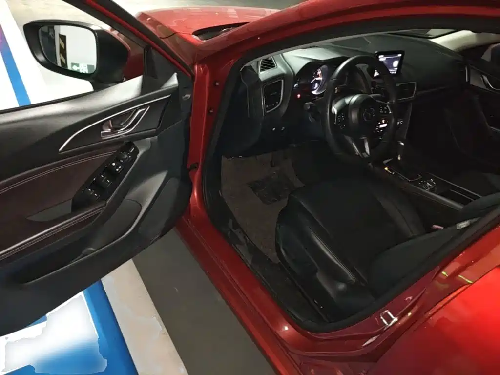 Mazda 3 Axela — миниатюра 16
