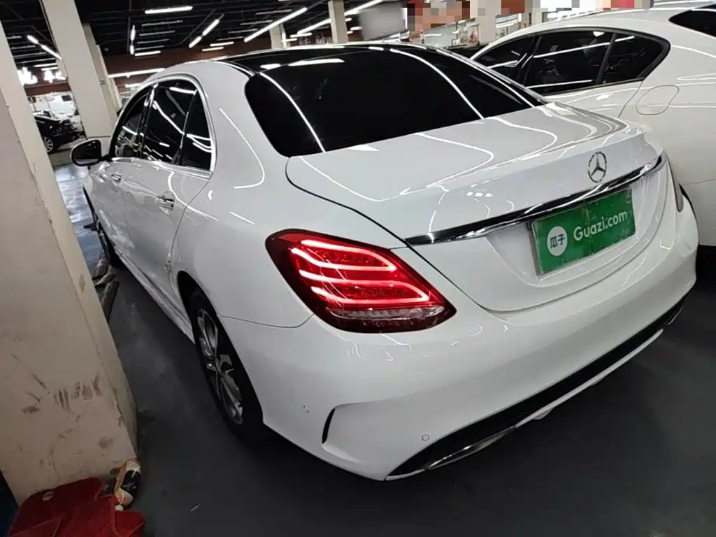 Mercedes-Benz C-Class — миниатюра 5