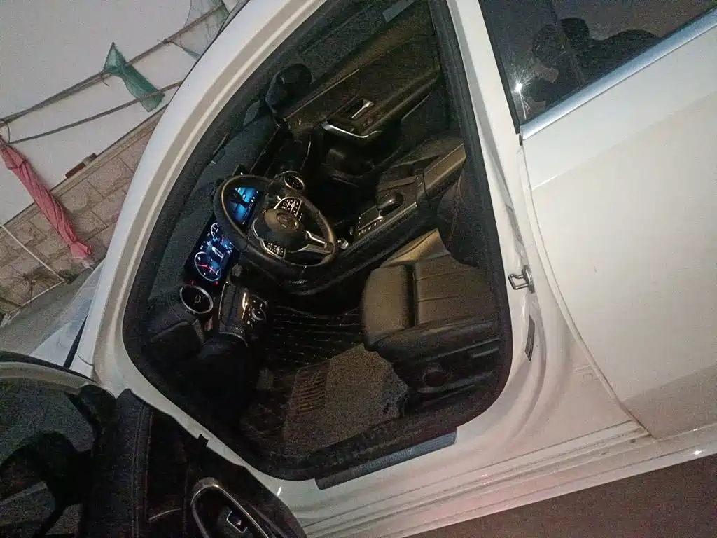 Mercedes-Benz A-Class — миниатюра 11