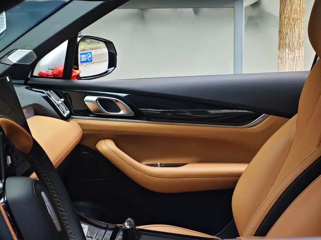 Geely Boyue L — миниатюра 12