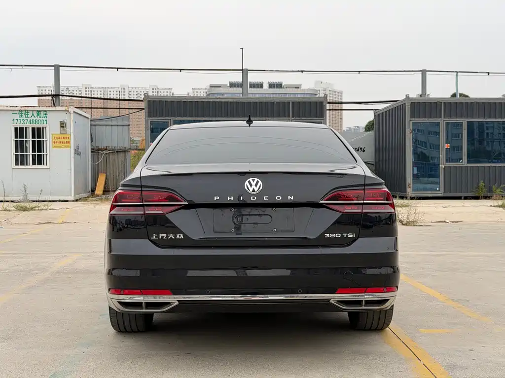 Volkswagen Phideon — миниатюра 8