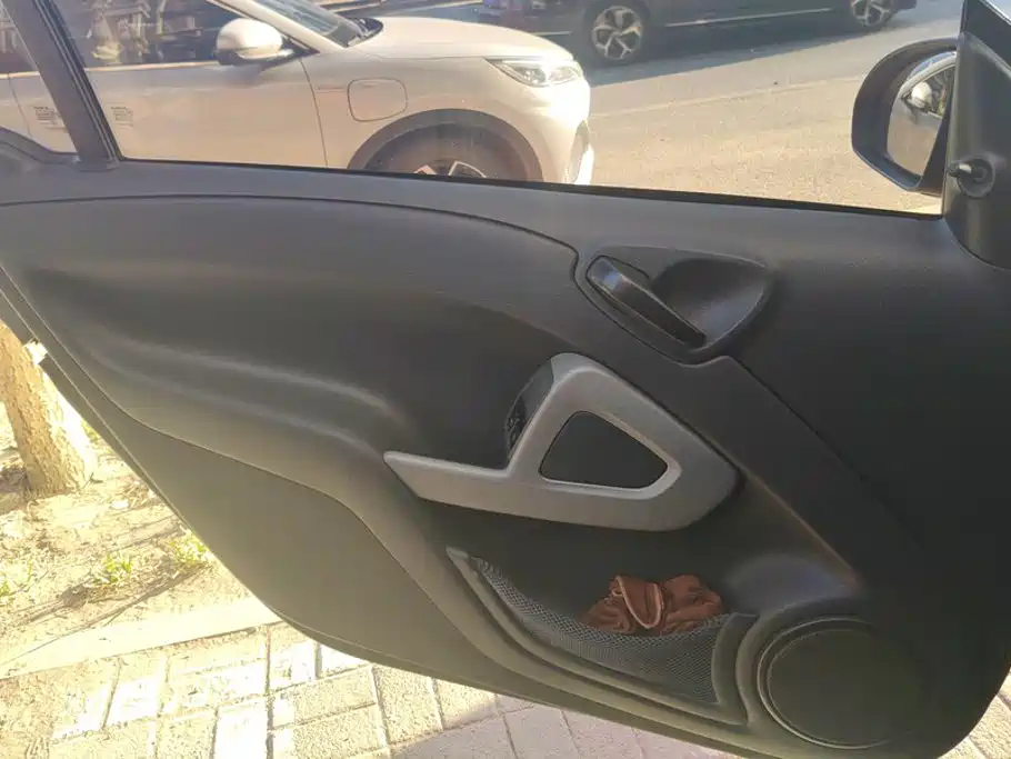 smart Smart Fortwo — миниатюра 7