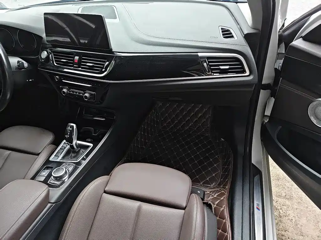 BMW 1 Series — миниатюра 6
