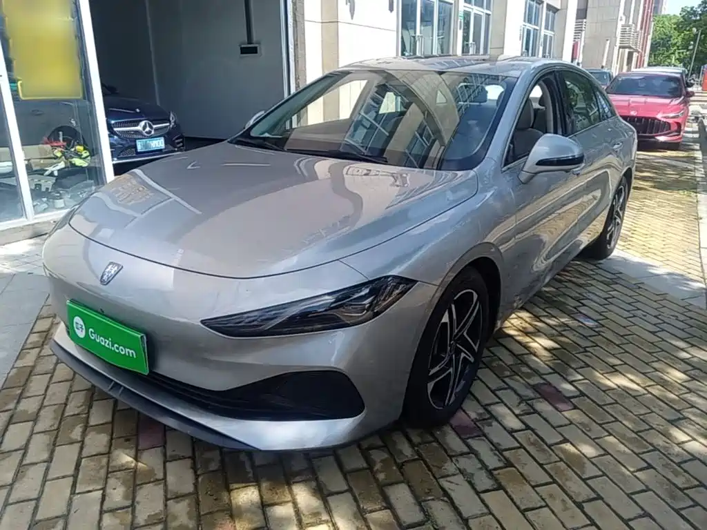 Roewe D7