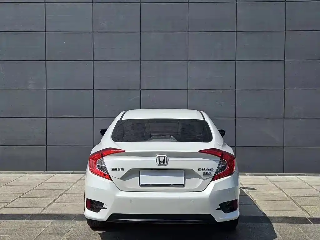 Honda Civic — миниатюра 5