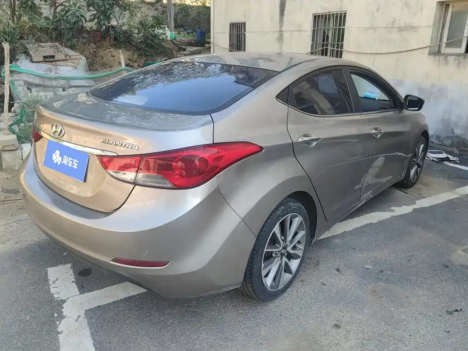 Hyundai Elantra Langdong — миниатюра 3