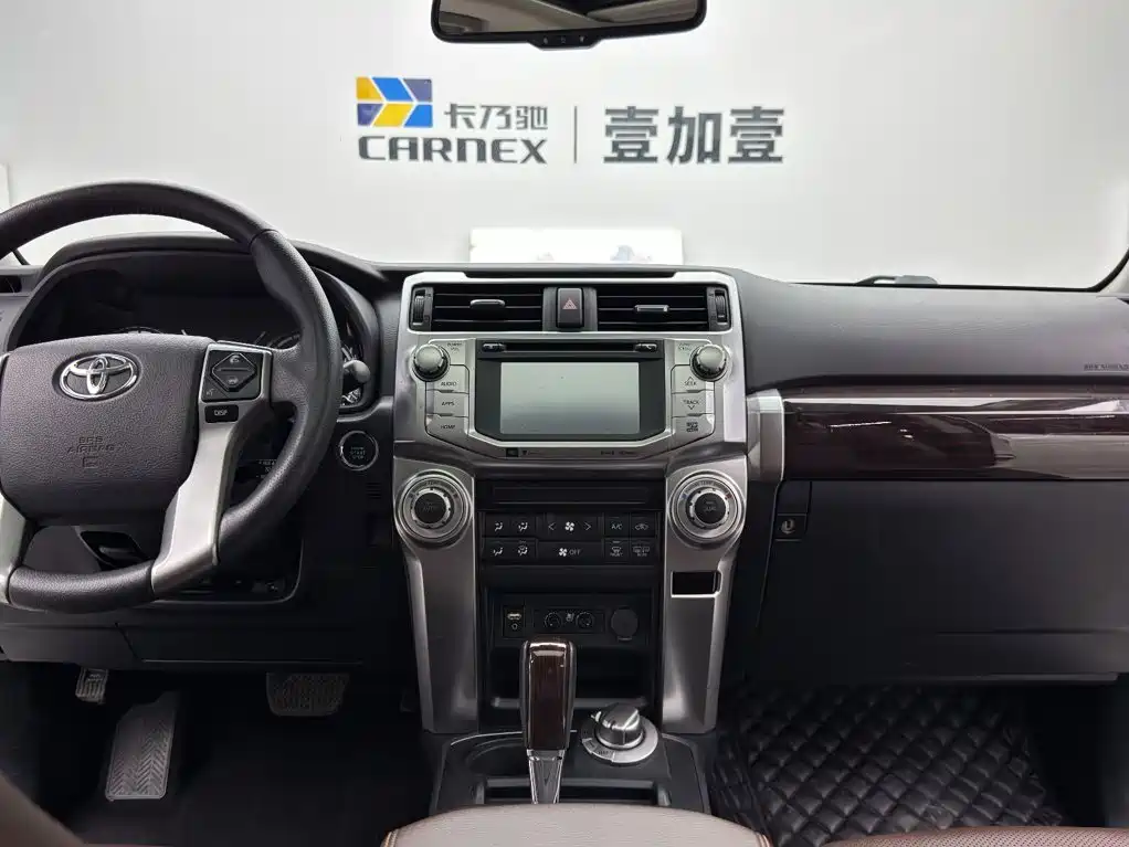 Toyota 4Runner — миниатюра 12