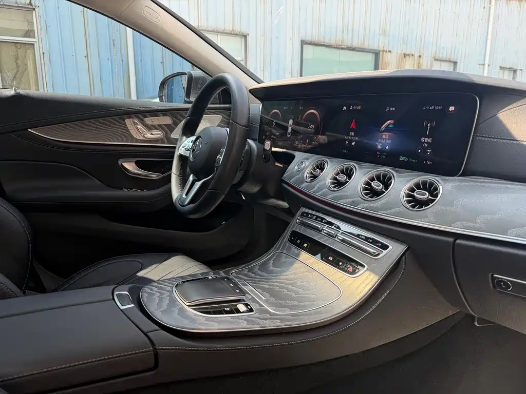 Mercedes-Benz CLS — миниатюра 11