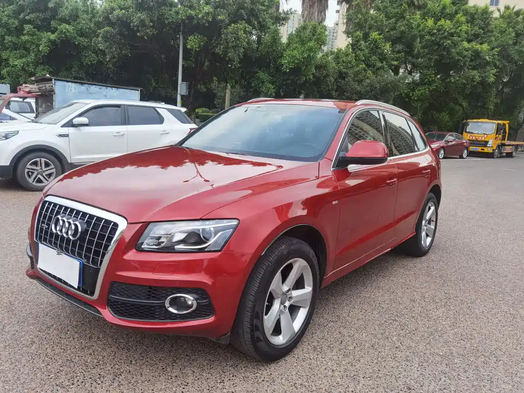 Audi Q5 (Import) 2012