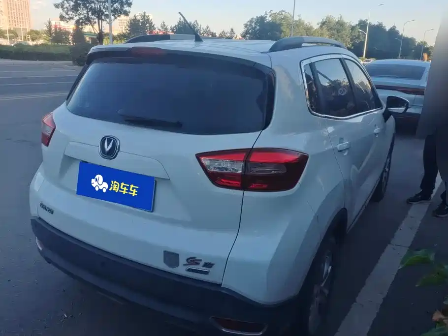 Changan CS15 — миниатюра 3
