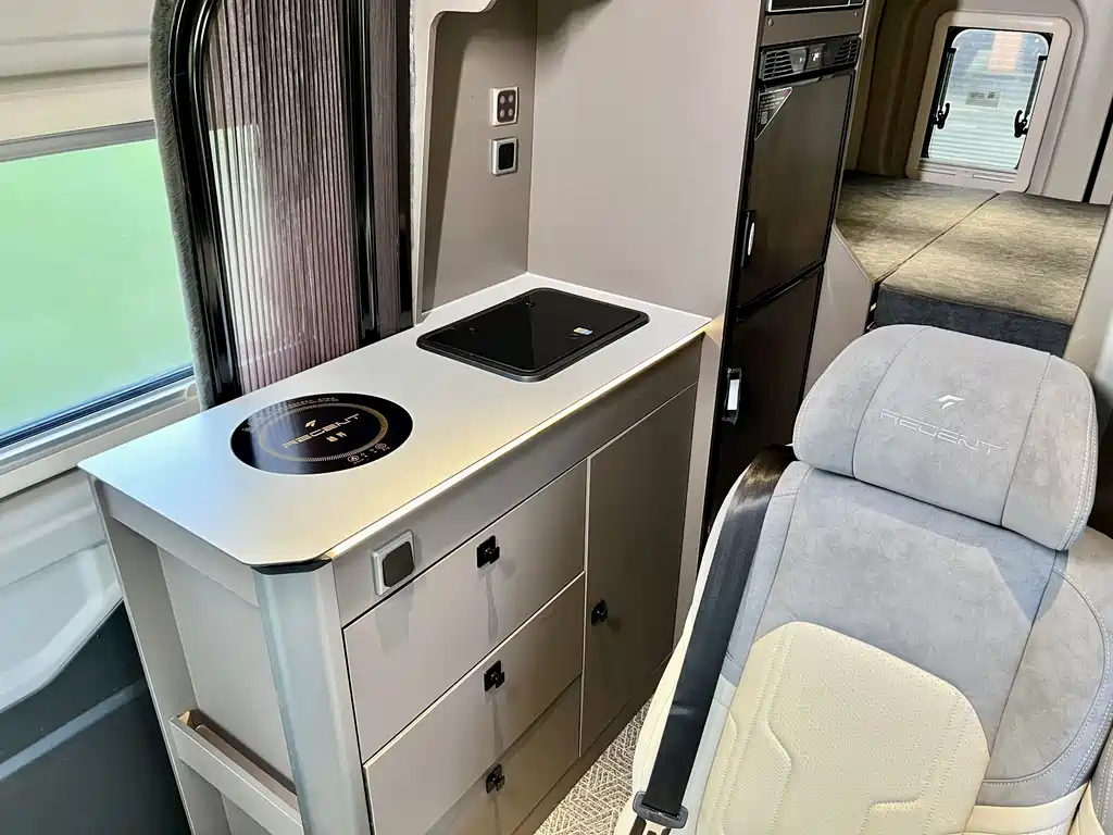 Ford Transit T8 — миниатюра 9