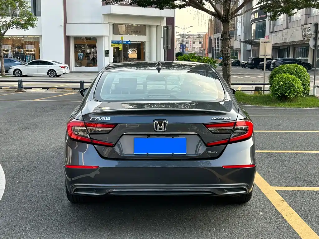 Honda Accord — миниатюра 6