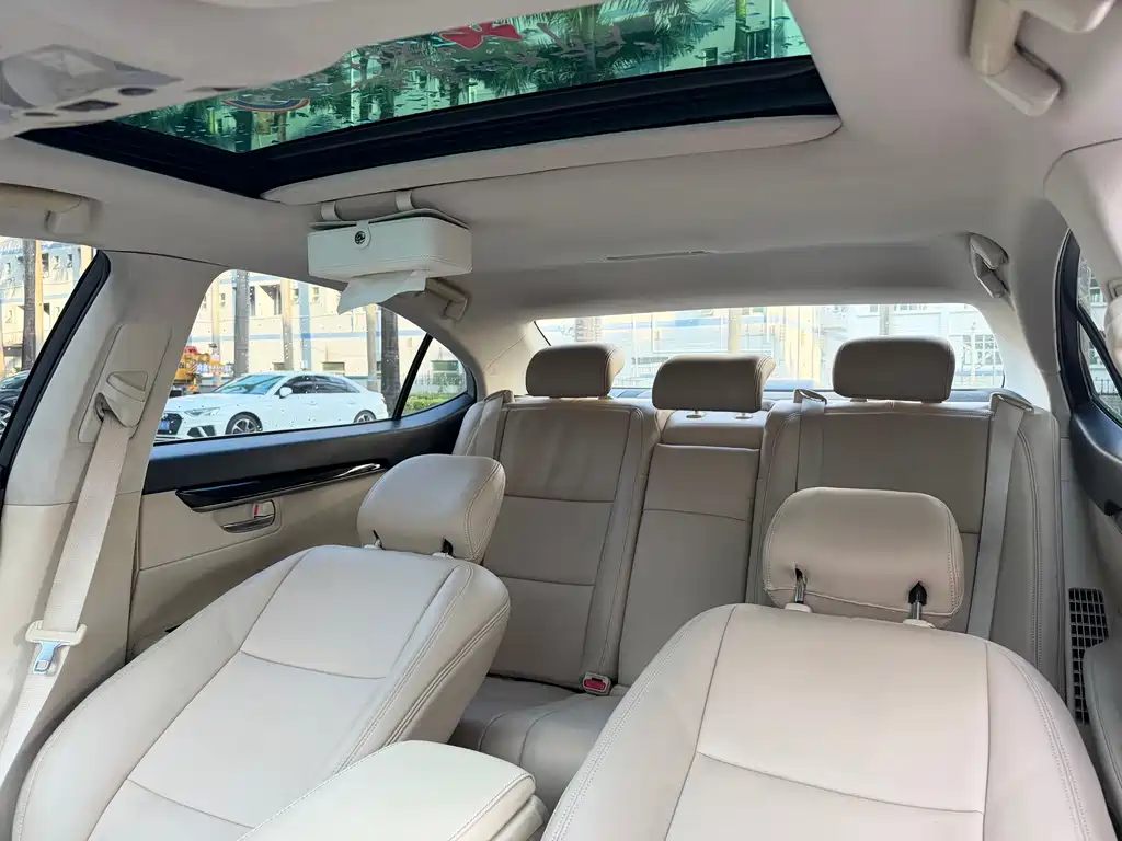 Lexus ES — миниатюра 15
